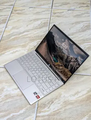 Laptop HP Pavilion 13 8GB AMD Ryzen 5 SSD 512GB