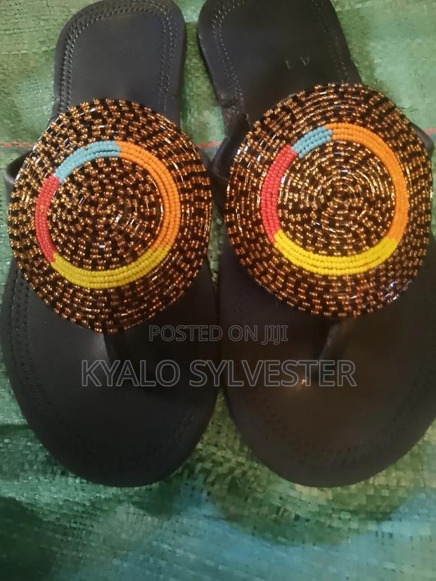 Handmade Masai Sandals With Nice Decoration Available - thumbnail 3