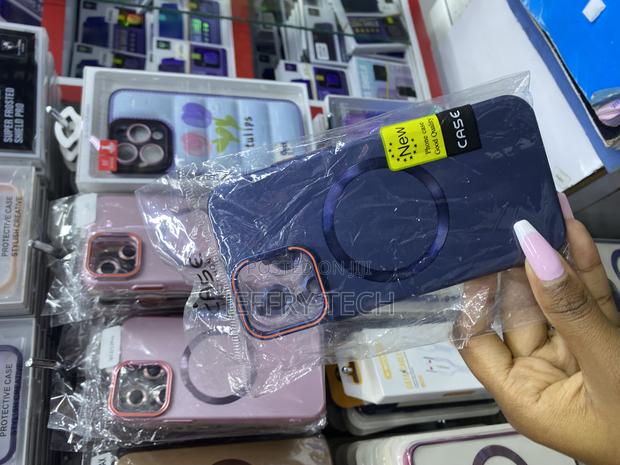 Stomer Magnetic for iPhone 12 Pro Case With Lense Protector /Stand - thumbnail 3