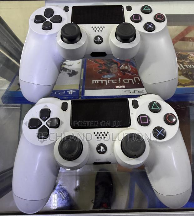 Second Hand Original Dualsense 4 Controller - main view