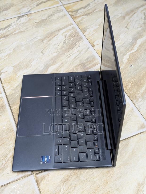 Laptop HP Dragonfly G3 16GB Intel Core I7 SSD 512GB - thumbnail 4