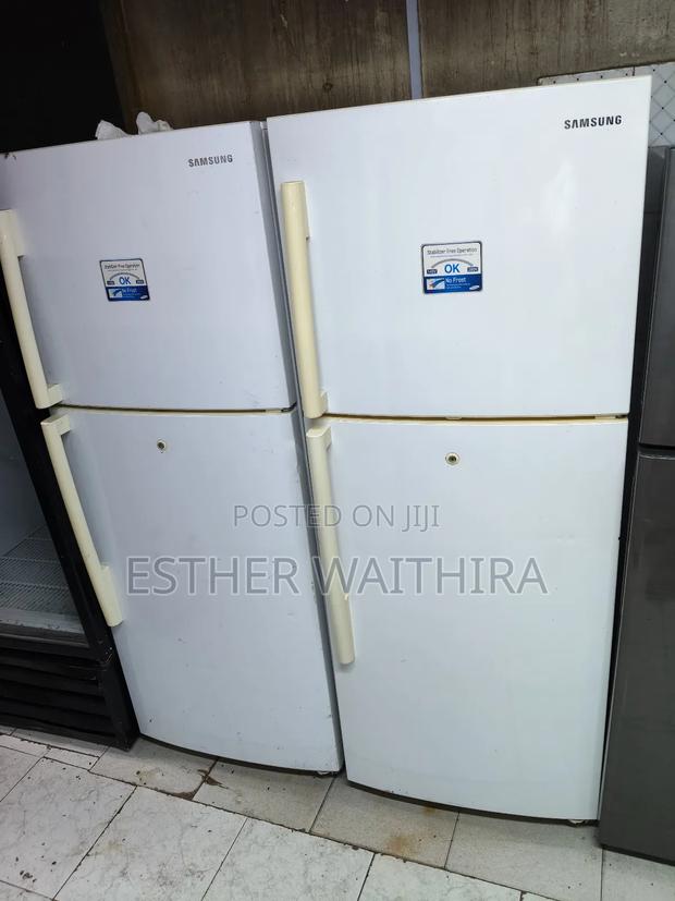 Very Clean Samsung Fridge on Sale - thumbnail 3