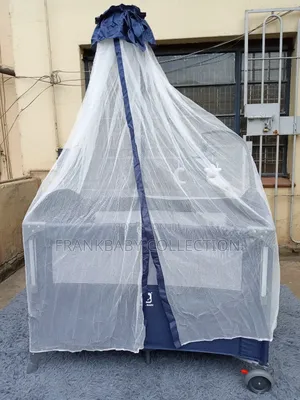 Foldable Classic Baby Cot With Net.