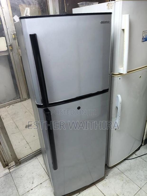 Super Clean Samsung Double Doors Fridge - thumbnail 7