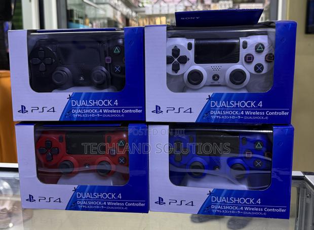 New Unopened Ps4 Pads - main view