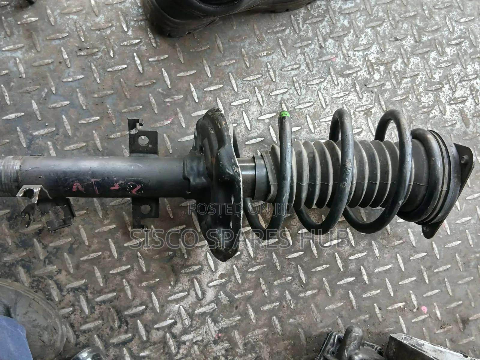 Front Shocks Xtrail Nt32