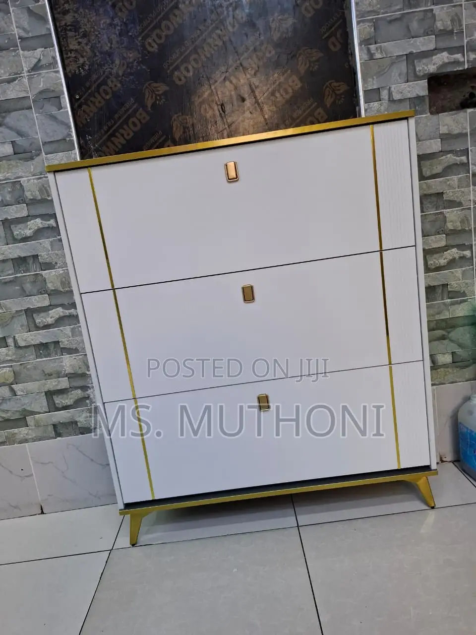 Diy Compact Bucket Flip Shoe Rack