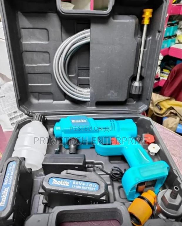 Makita Cordless Car Wash Machine Lithium Batt 88v
