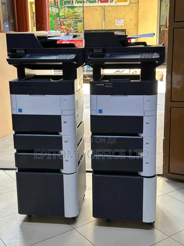 Robert Kyocera Ecosys M3560idn - main view