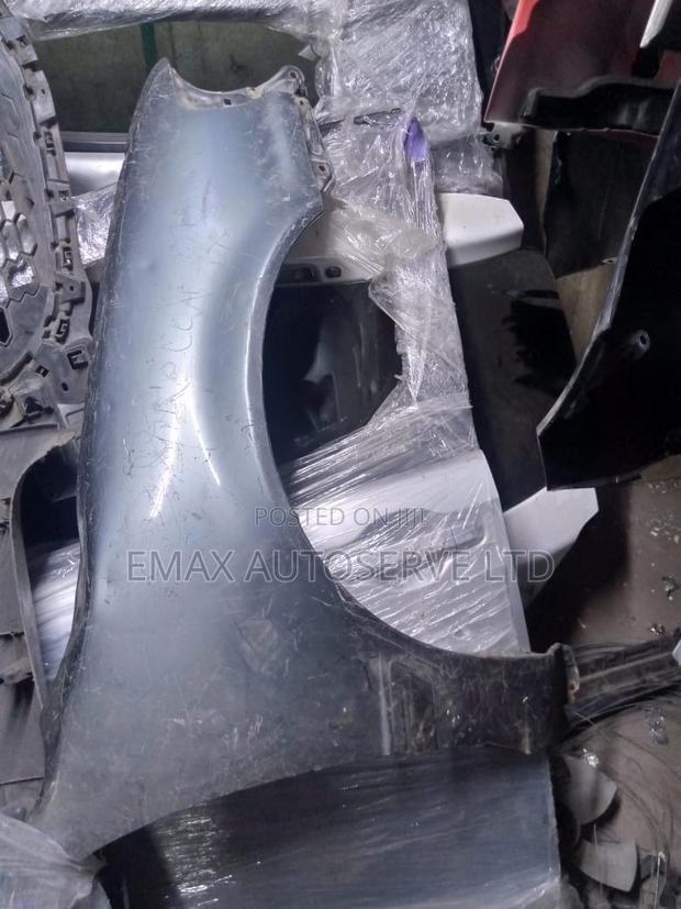 Toyota 110 Fender / Wing