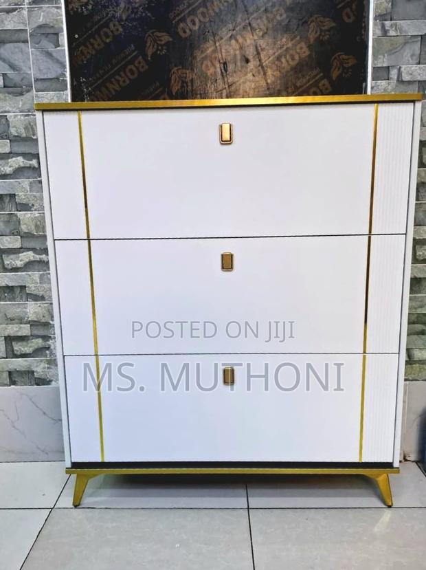 Diy Compact Bucket Flip Shoe Rack - thumbnail 3