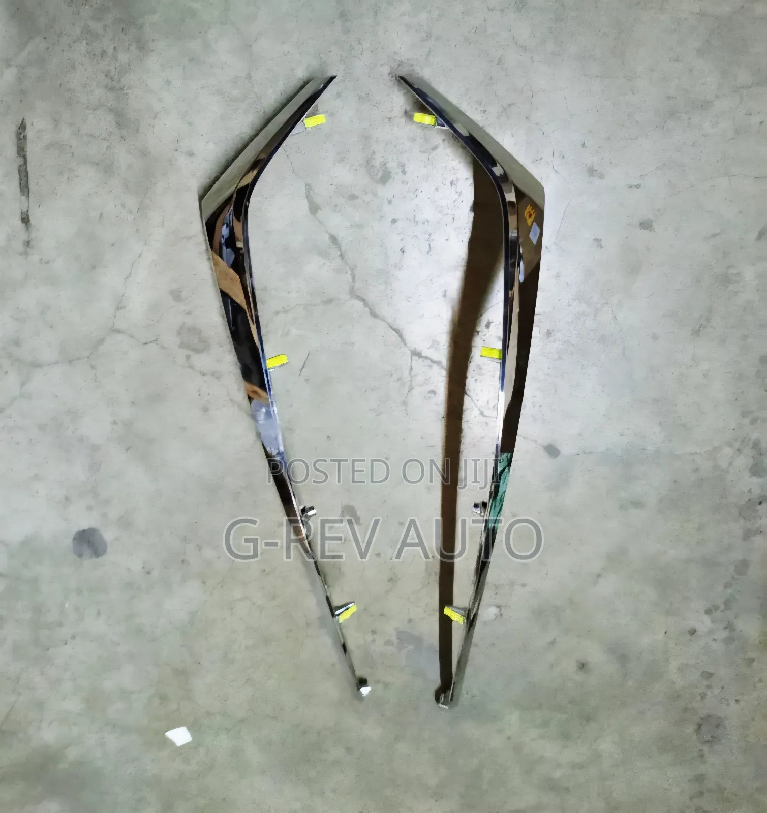 Mazda Demio 2015-2018 Grill Chromes