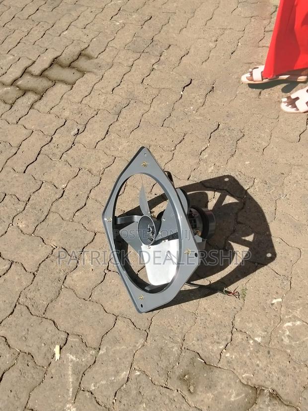 Industrial Metallic Fan - thumbnail 3