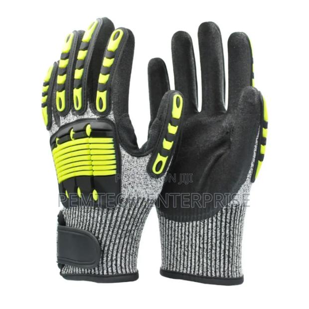 Cut-resistant Safety Work Gloves - thumbnail 3