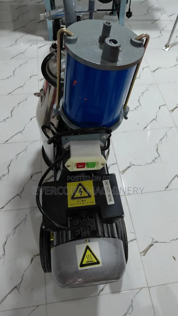 Milano Single Cow Milking Machine Electric Powered. - thumbnail 2