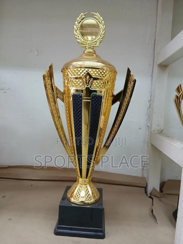 Unique Golden Trophy 57 Cm Award - main view