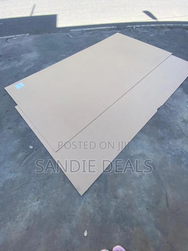 Clear Perspex Sheet/Partition Glass - thumbnail 2