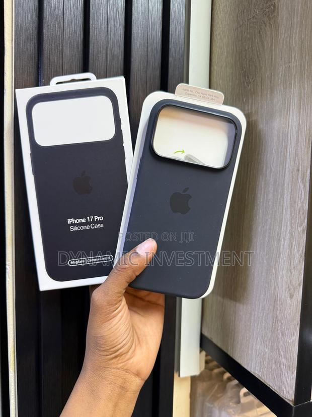 Apple iPhone 17 Pro Magsafe Silicone Case/Cover With Camera Control - thumbnail 2