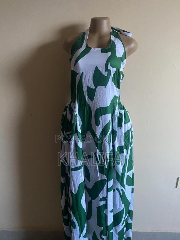 Women Clothes - thumbnail 3