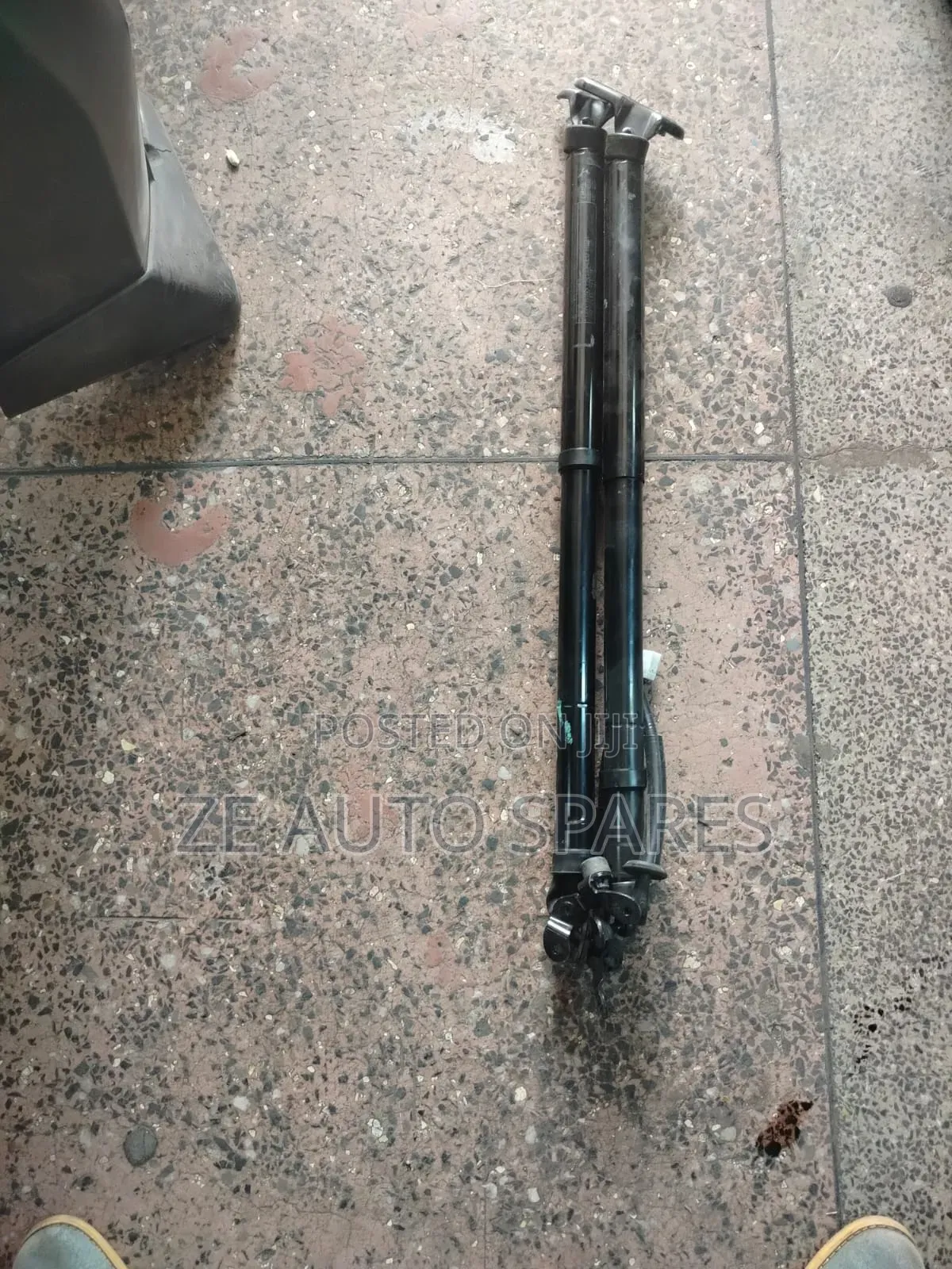 Harrier 2017 Boot Shock