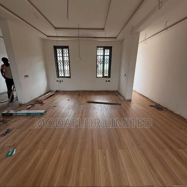 Modern Laminate Flooring – Available in All Shades