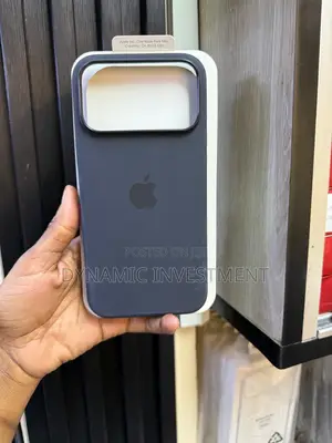 iPhone 17 Pro Max Silicone Case/Cover Camera Compatible With Magsafe