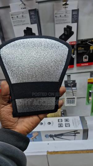 Two Sided Bounce Flash Diffuser Reflector (Silver/White) - main view