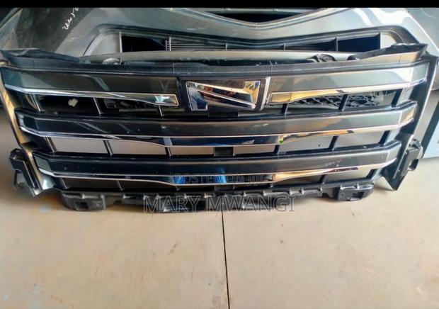 Ex Japan Noah 2015 Grill Available - main view