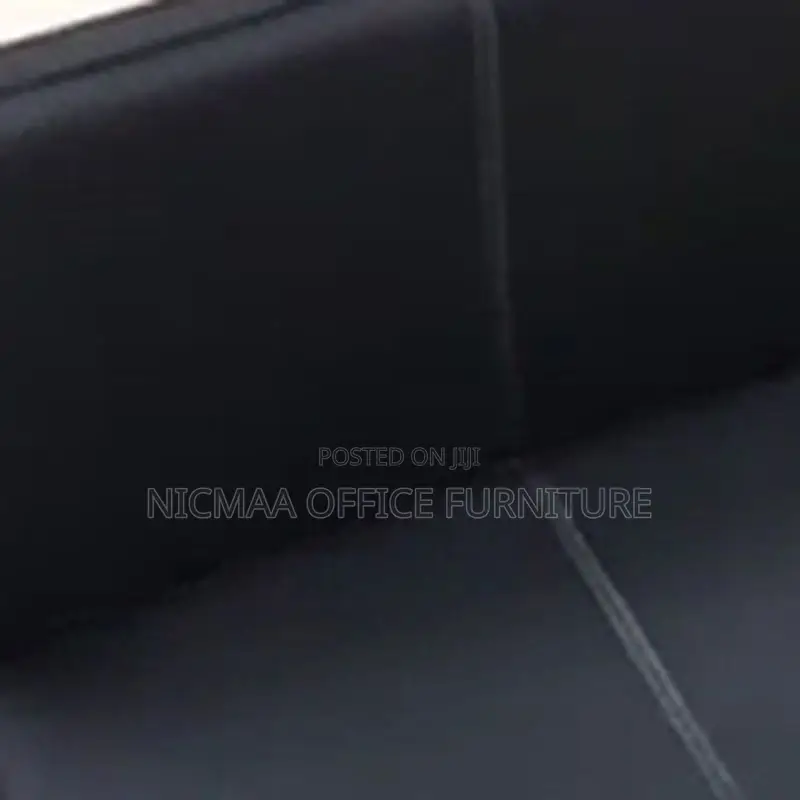 5-Seater Executive Black Finish Simple Waiting Sofa