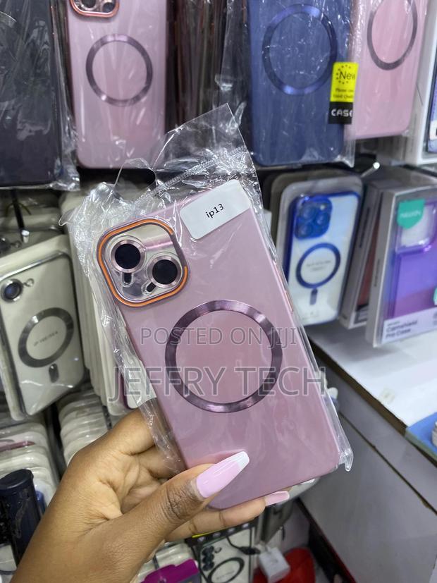 Ofata iPhone 13 Magsafe Case With Camera Lens Protector and Stand - thumbnail 3