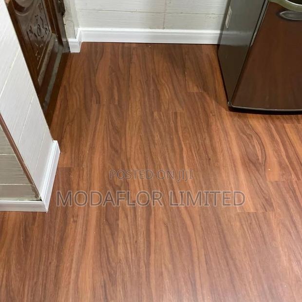 Durable Laminate Flooring – 8mm 12mm Boards - main view