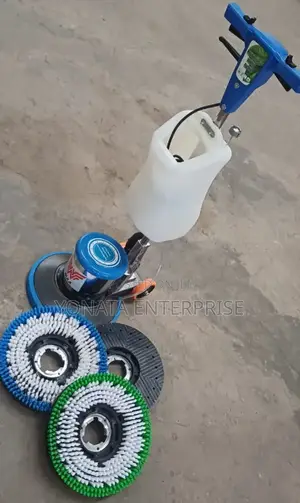 Heavy Duty Floor Scrubber With All Brushes