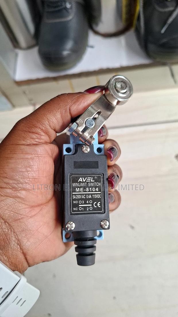 8104 Limit Switch Short Roller - thumbnail 2