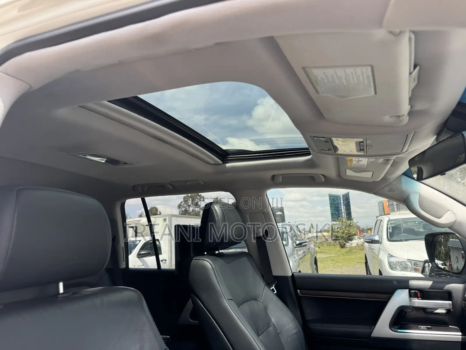 Toyota Land Cruiser 4.5 V8 TD 2018 White