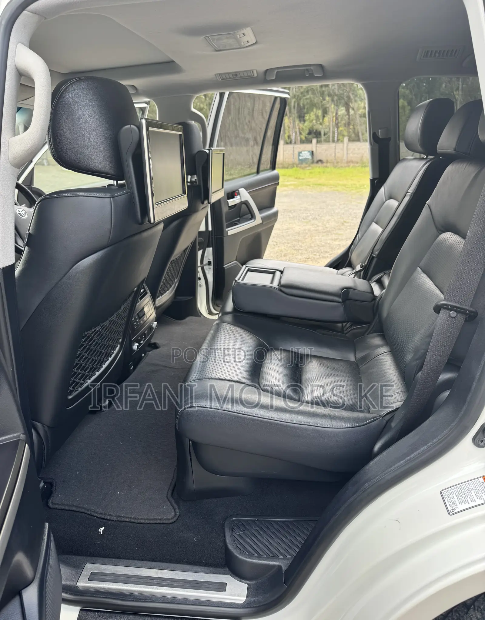 Toyota Land Cruiser 4.5 V8 TD 2018 White