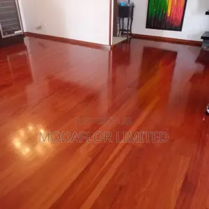 Premium Laminate Floor Boards – Countrywide Delivery