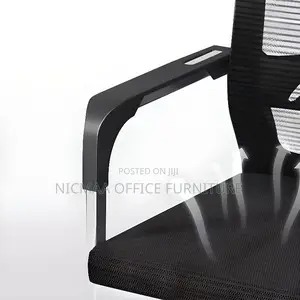 Sleek Comfort for Professional Spaces Visitor Seat