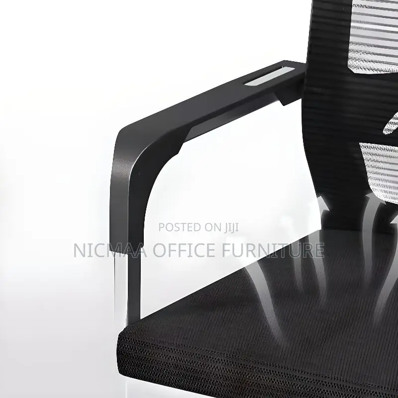 Sleek Comfort for Professional Spaces Visitor Seat