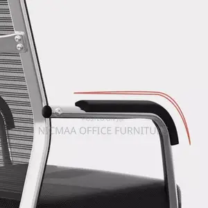 Black Tufted Finish Conference Seat