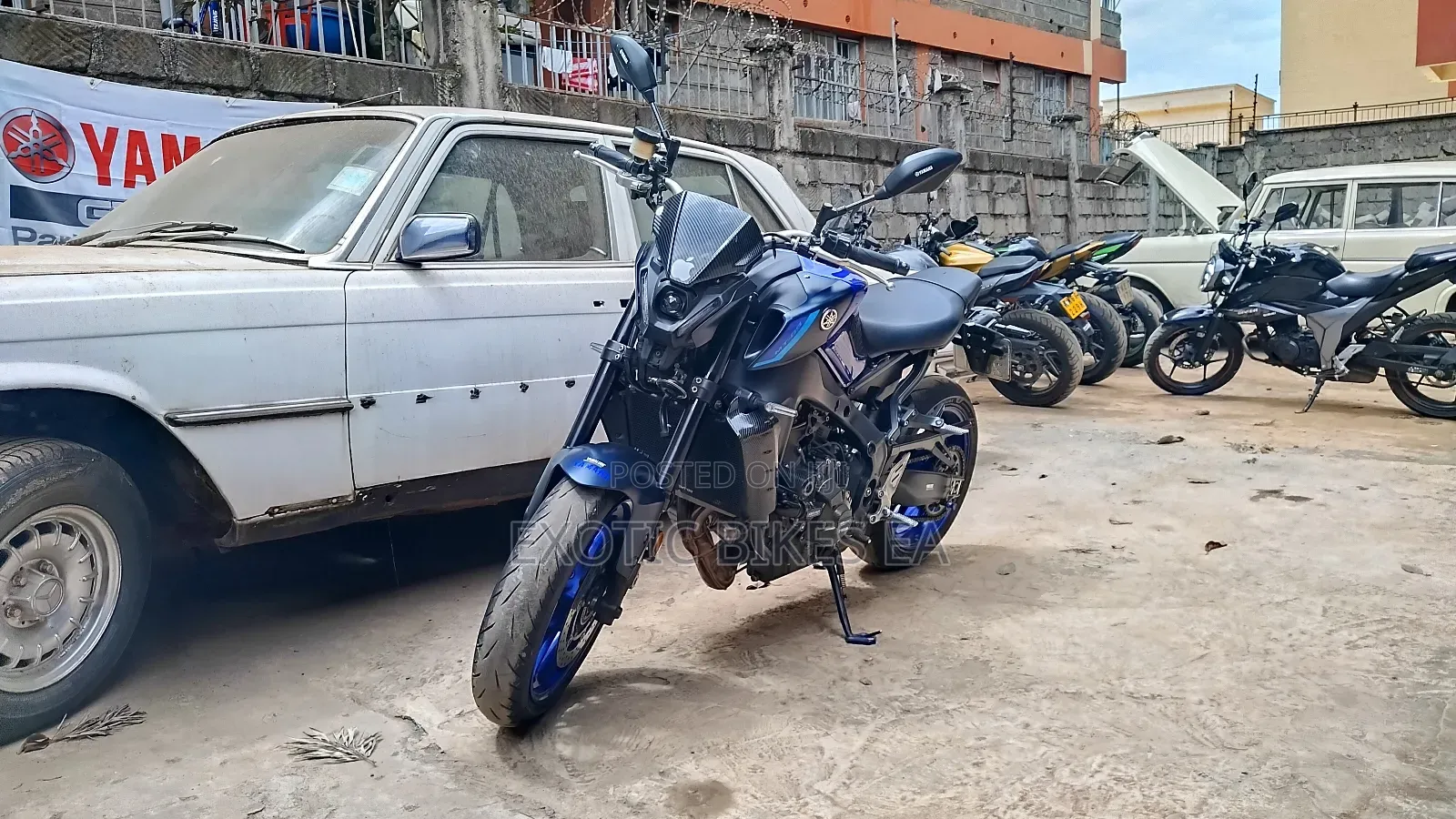 Yamaha 2023 Blue