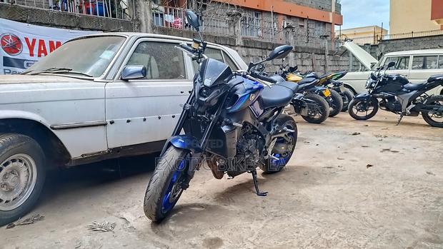 Yamaha 2023 Blue - thumbnail 3