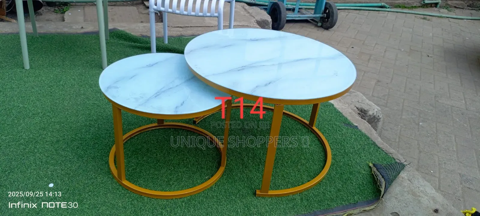 Quality Glass Top Nesting Table