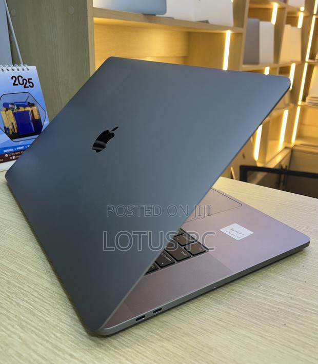 Laptop Apple MacBook Pro 2019 64GB Intel Core I9 SSD 1T - thumbnail 2