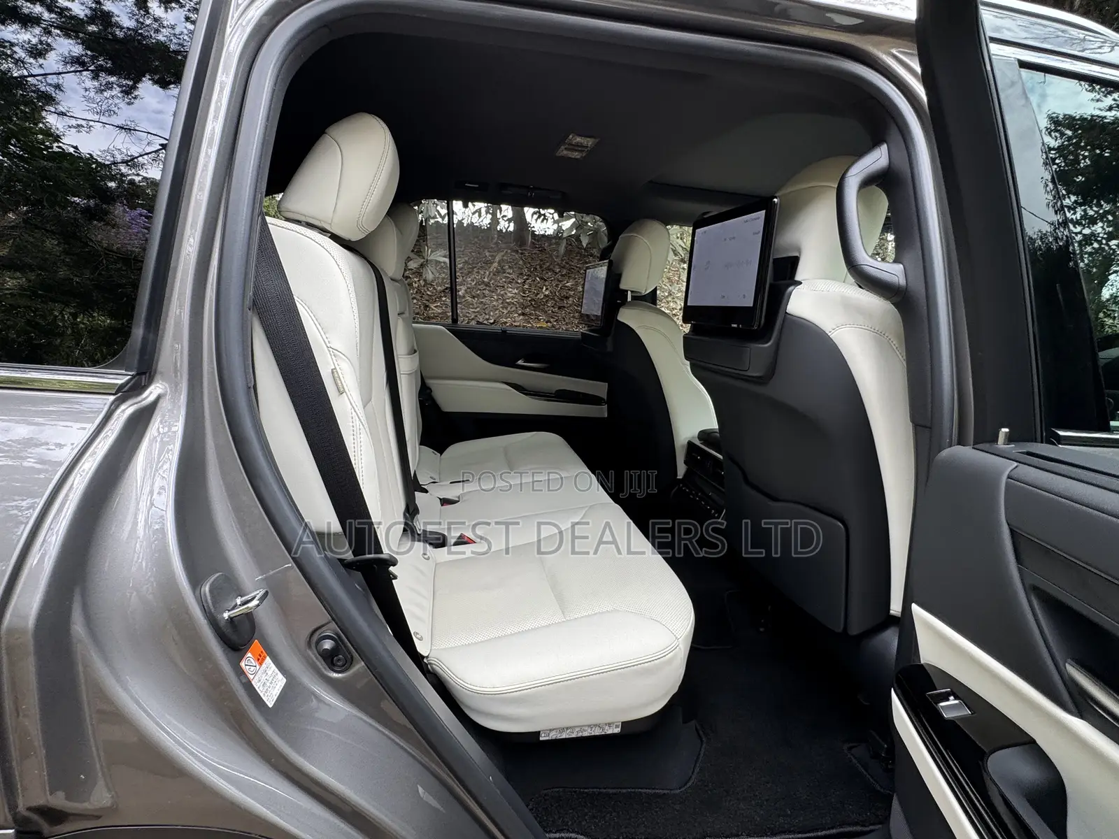 Lexus LX LX 600 2022 Gray