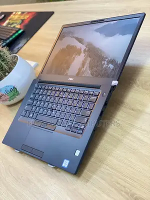 Laptop Dell Latitude 7490 8GB Intel Core I5 HDD+SSD 256GB