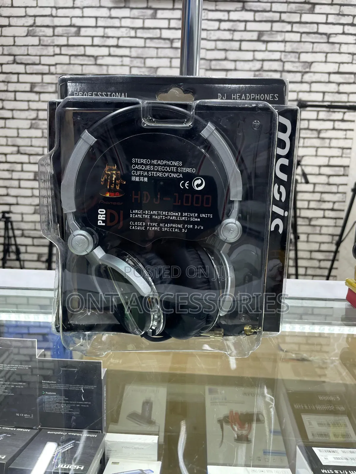 Pioneer HDJ 1000 Headphones