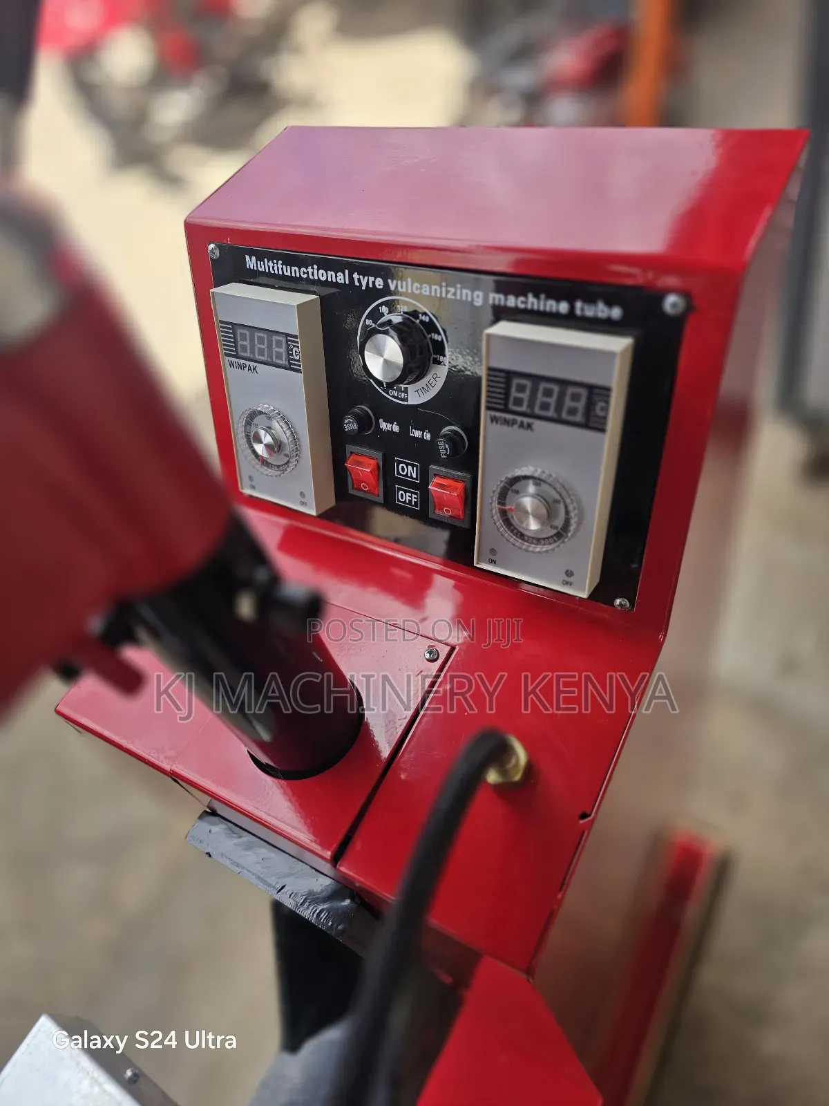 Multifunctional Tyre Vulcanizing Machine