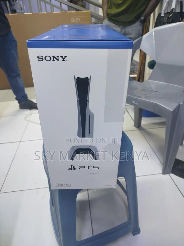Brand New Sony Ps5 - thumbnail 2