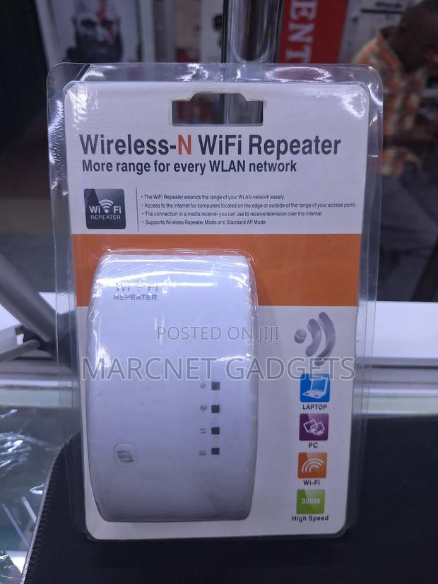 300 MBPS High Speed Wifi Extender Repeater With Lan Wifi - main view