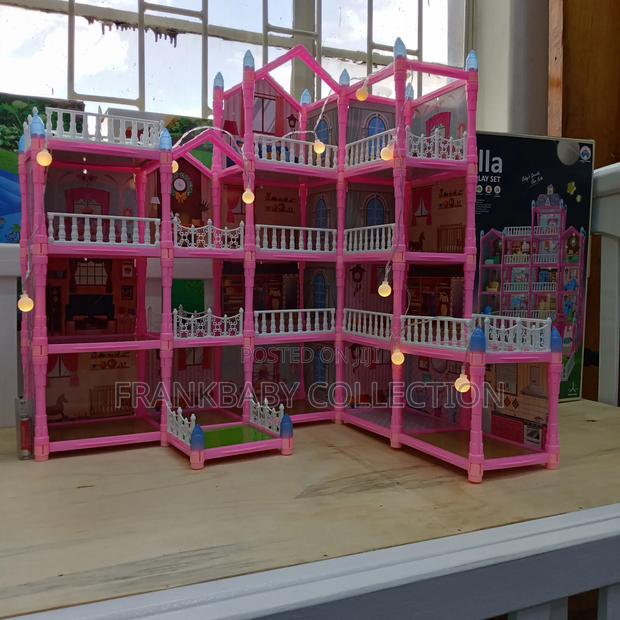 Royal Villa Princess Dollhouse - main view